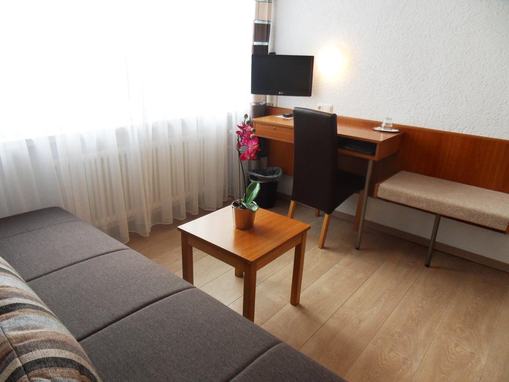 Hotel Linnert Weiterstadt Chambre photo